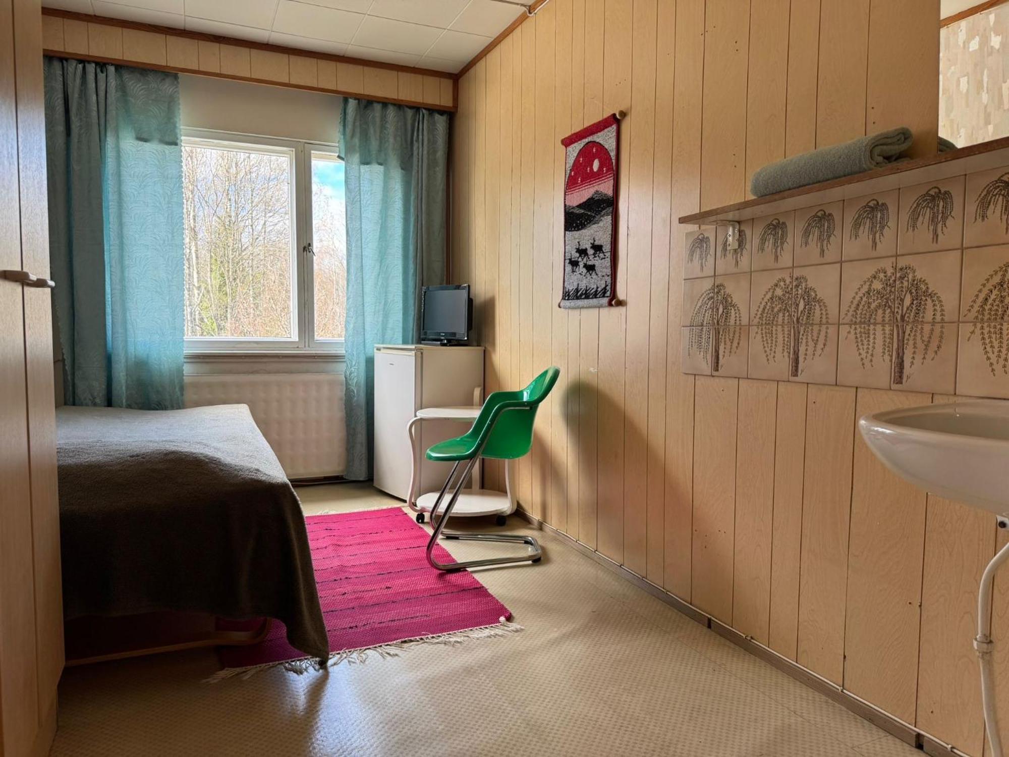 Jaemsaen Gasthaus Esterno foto